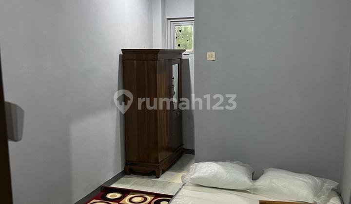 Turun Harga! Hanya 1 Menit ke Mercuana Kost Produktif 30 Kamar Full Terisi Omset 510 Jt/Tahun Roi 8% Jln Lebar 2 Mobil di Meruya Turun Harga! Hanya 1 Menit ke Mercuana Kost Produktif 30 Kamar Full Terisi Omset 510 Jt/Tahun Roi 8% Jln Lebar 2 Mobil di Meruya