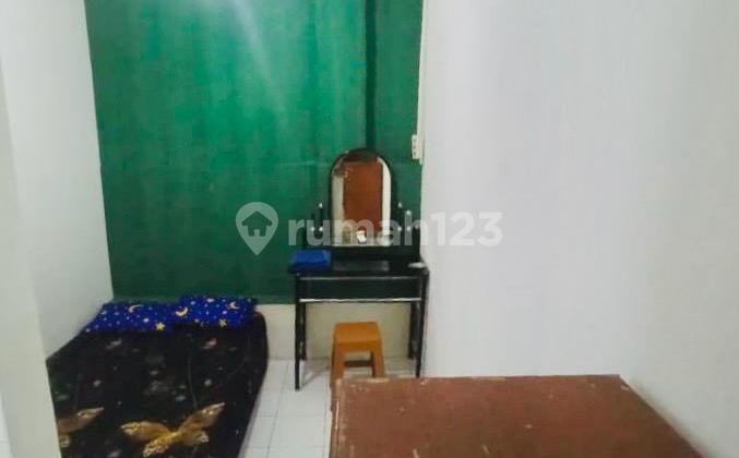 For Sale: 23-Room Boarding House in North Kedoya, West Jakarta, 23 Bedrooms, 3.5 Floors, STRATEGIC LOCATION, FULL FACILITIES. PRICE 3.7 B NEGOTIABLE.