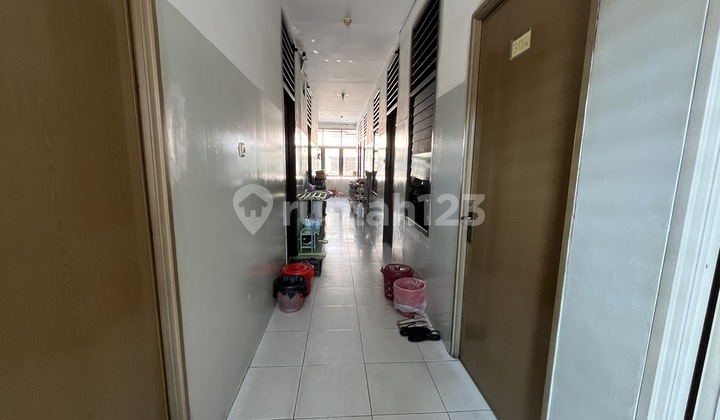 Hot Deal! Kost produktif 26 kamar di Karang Anyar Jakpus, lokasi strategis dekat pusat bisnis & perbelanjaan. Investasi langsung jalan, omset terjamin! Akses Jalan 2 Mobil, ROI 9% Hot Deal! Kost produktif 26 kamar di Karang Anyar Jakpus, lokasi strategis dekat pusat bisnis & perbelanjaan. Investasi langsung jalan, omset terjamin! Akses Jalan 2 Mobil, ROI 9%