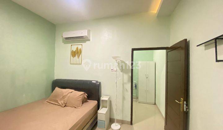 Dijual Rumah Kost 17 Kamar Full Furnished Strategis Cinere Depok  1