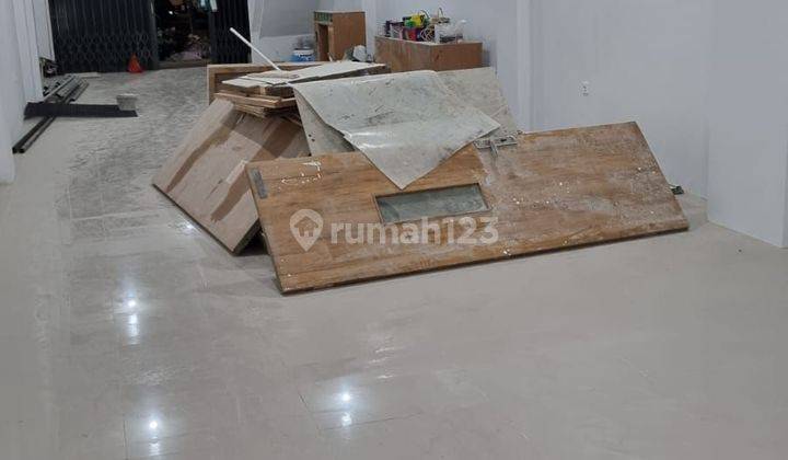 Ruko 3.5lantai Taman Palem Lestari hadap Jalan Baru Renov 2