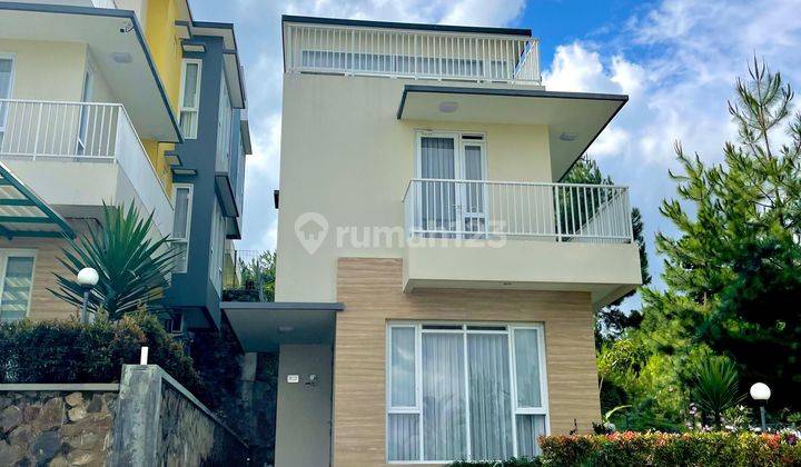 Rumah Minimalis Modern 3 Lantai Shm View Keren Kota Bdg 2