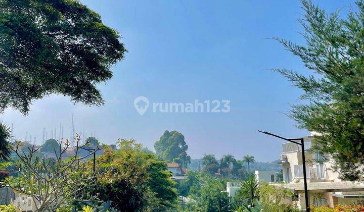 Dijual rumah semi villa exclusive dan premium lokasi strategis  2