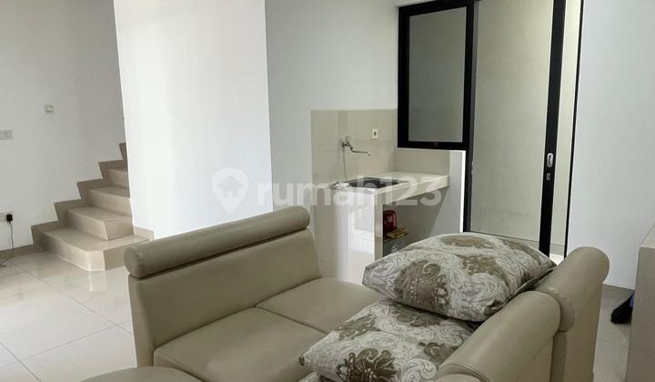 Disewakan Rumah 6X10 Cluster Florida