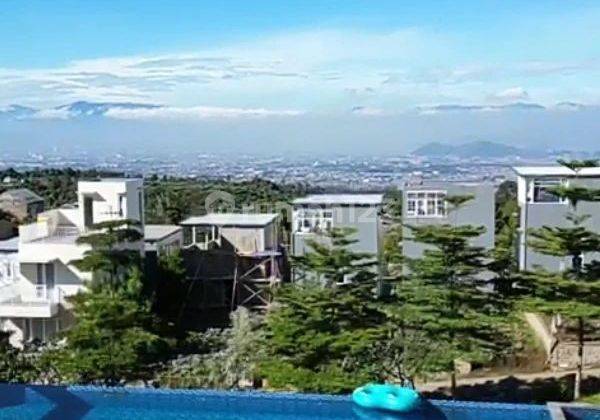 Rumah Exclusive di hook nyaman 3 Lt SHM view gunung & view kota 1