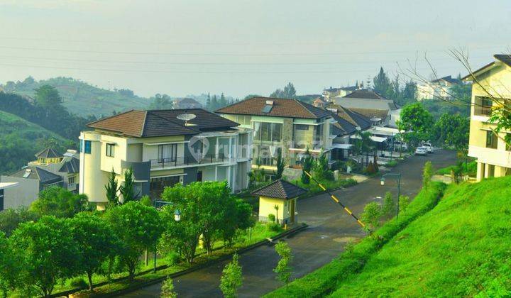 Rumah elite SHM view gunung strategis di Dago Bandung  1