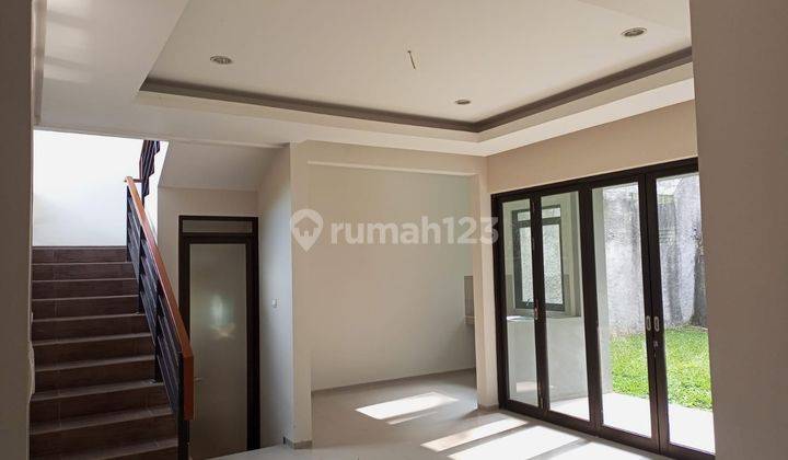 Rumah elite SHM view gunung strategis Dago pakar Bandung 1