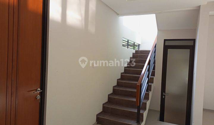 Rumah Modern Lingkungan Nyaman Strategis Shm Di Dago Pakar  2