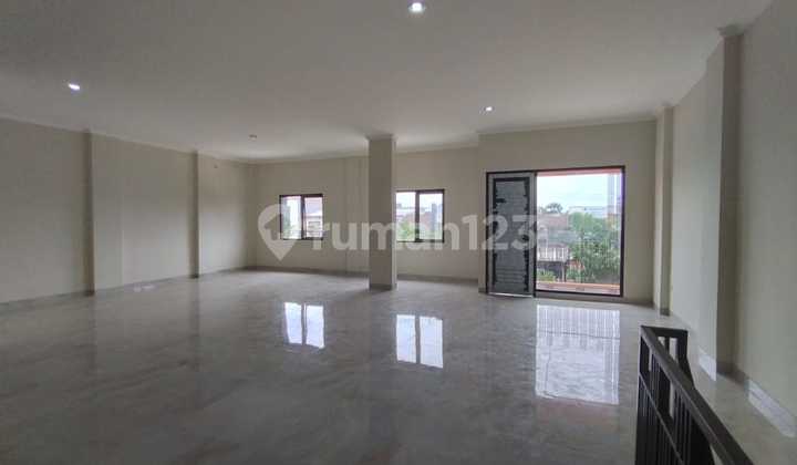 Good 3.5-Story Shop House for Rent on Kranggan Raya, Jati Sampurna, Bekasi 2