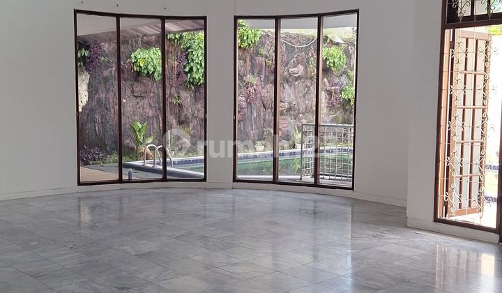 Rent Ready-to-Live House (Pool) Cipete, South Jakarta Rent Ready-to-Live House (Pool) Cipete, South Jakarta