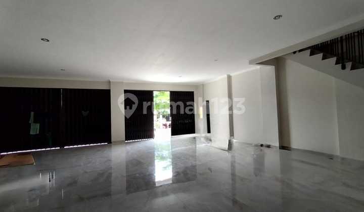 Sewa Ruko Bagus 3.5 Lantai Kranggan Raya Jati Sampurna Bekasi Sewa Ruko Bagus 3.5 Lantai Kranggan Raya Jati Sampurna Bekasi