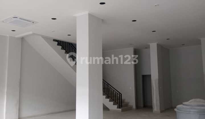 For Rent: Nice & New Soho Shop House in Fatmawati, South Jakarta 2