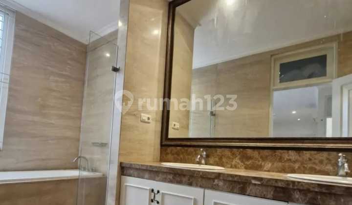 Rent Tropical Minimalist House in Pondok Indah, South Jakarta 2