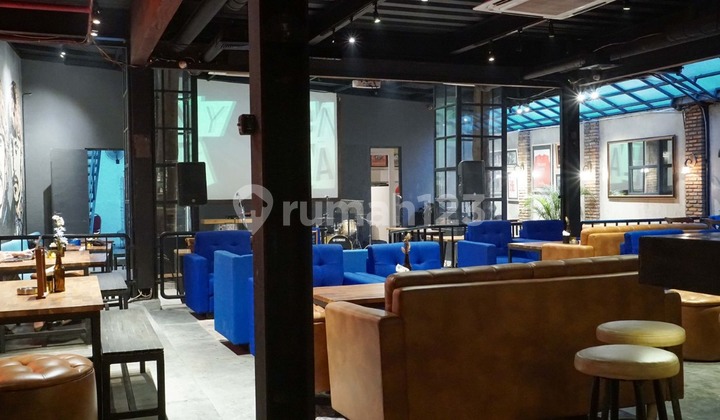 Good & Highly Commercial Business Space for Rent in Menteng, Central Jakarta