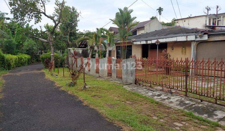 JUAL CEPAT RUMAH LUAS BESAR PERLU RENOVASI SELAIN UNTUK RUMAH TINGGAL COCOK JUGA UNTUK BANGUN KOST KOST AN  2