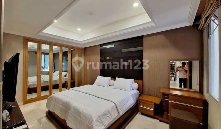 For Rent Sudirman Mansion 3 Bedroom Size 145M2 For Rent Sudirman Mansion 3 Bedroom Size 145M2