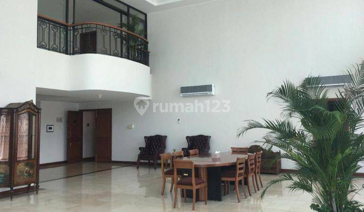 Casablanca type loft penthouse : 
Tower 2

5 kamar tidur
4 kamar mandi Size  644m2 2