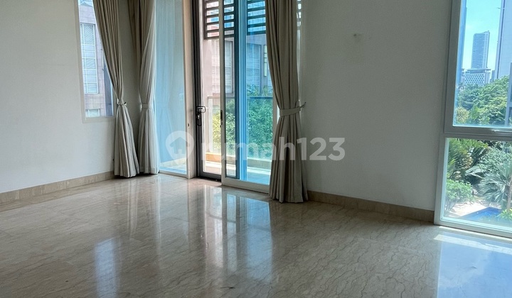 For Rent Sudirman Residence 3 Bedroom And 3 Bathroom Unfurnished 350m2