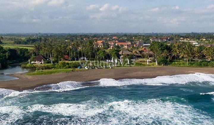 Unmatched Beachfront Land 220m Ocean Frontage | In Pererenan 1