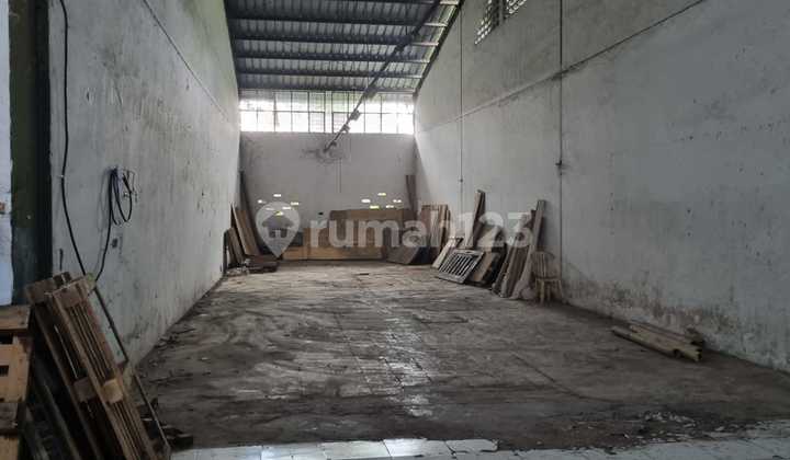 Ready-to-Use Warehouse in Strategic Syap Cibolerang Area Ready-to-Use Warehouse in Strategic Syap Cibolerang Area
