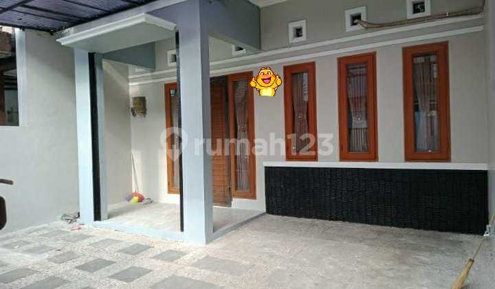 Ready-to-Live House for Rent in Taman Holis Indah 1 Ready-to-Live House for Rent in Taman Holis Indah 1