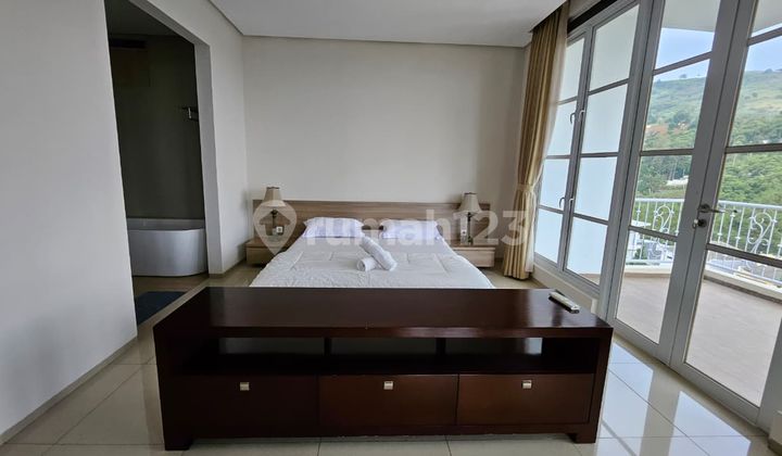 Rumah Cantik 3 Lantai Full Furnish di Resor Dago Pakar 2