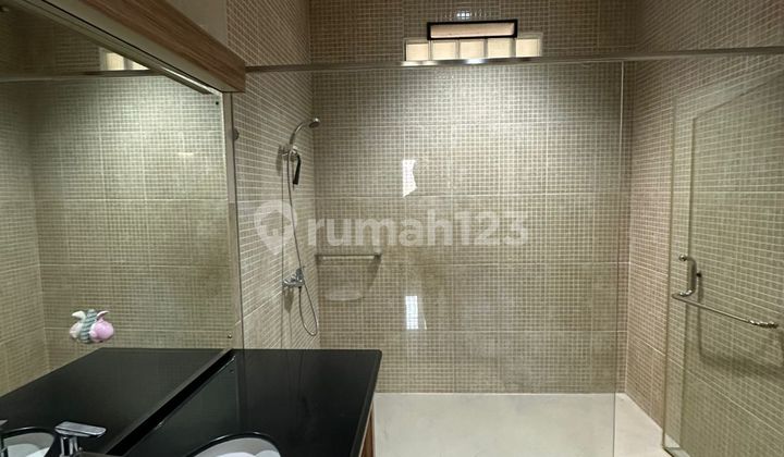 For Rent Furnished 2-Story House in Batununggal Jelita 2