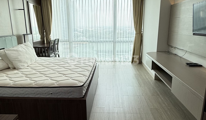 U Residence Apartment Near UPH Studio Tower 3