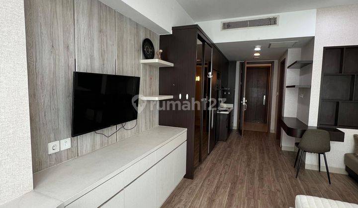 Apartemen U residence 3 studio siap huni view uph 1