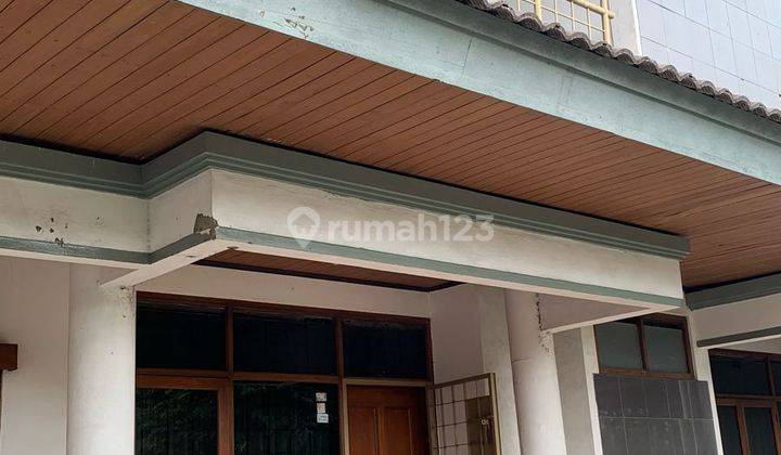 Turun Harga Rumah Besar 2 Lantai di Sentrawangi Bandung 1