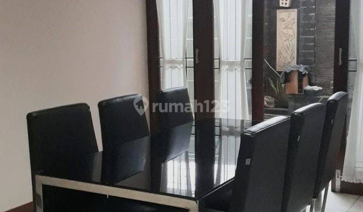 Hot Rumah 2 Lantai Dijual Berserta Isinya Di Setra Duta Bandung 2