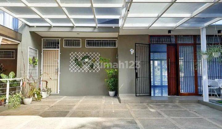 Rumah Cantik Seperti Villa Dekat Upi di Pondok Hijau Bandung 2