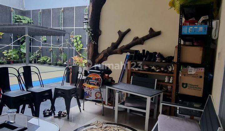 Rumah Cantik 3 Lantai Ada Kolam Renangnya di Padasuka Bandung 1