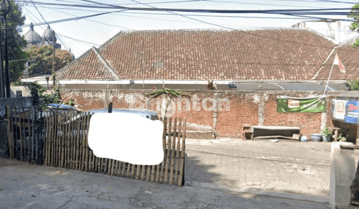 Dijual Rumah dengan Harga dibawah NJOP Berlokasi Strategis Mainroad Setiabudi Bandung 2