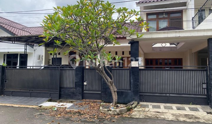 Dijual Rumah Pondok Kelapa Indah Ala Villa