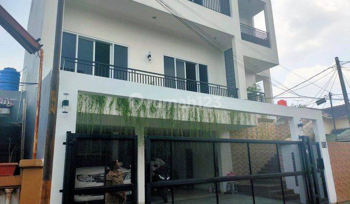 Jual Rumah Mewah di Jatibening Bekasi Kota 2