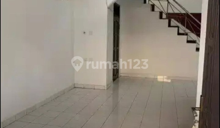 Disewakan Rumah Siap Huni Dalam Kompleks Perumahan Jatiwaringin  2