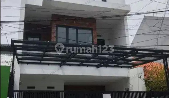 For Sale Cheap 3-Storey Scandinavian Style House Ready to Occupied Pondok Kelapa