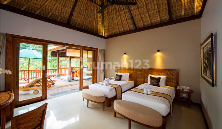 Resor Bintang 4 Pemandangan Hutan di Ubud