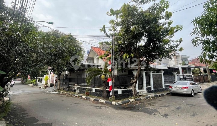 Dijual Rumah Hoek Luas Komplek Palem Indah Pondok Kelapa