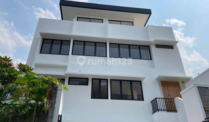 Dijual Rumah Kemang 4 Lantai Kemang Jakarta Selatan 1