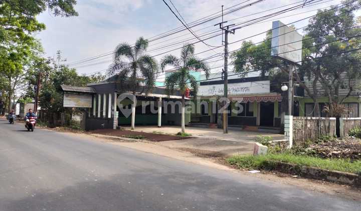 Ruang Usaha Ex-resto Di Jl. Raya Majalaya-rancaekek