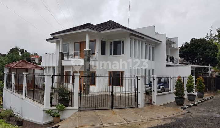 RUMAH HOOK 2 LANTAI 4 BR SETIABUDI REGENCY