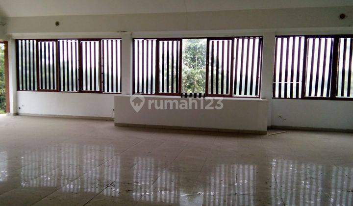 DISEWAKAN RUANG USAHA STRATEGIS MAINROAD DEKAT SETRASARI 1