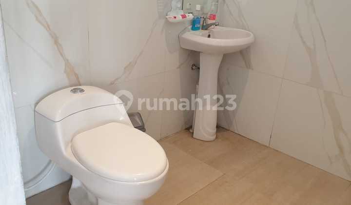 HOOK HOUSE 2 STORIES 4 BEDROOMS SETIABUDI REGENCY 2
