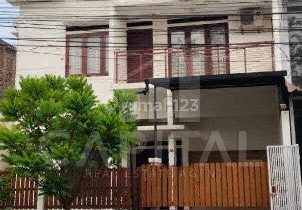 Rumah 2 Lantai 4 BR Daerah Mekarwangi 1