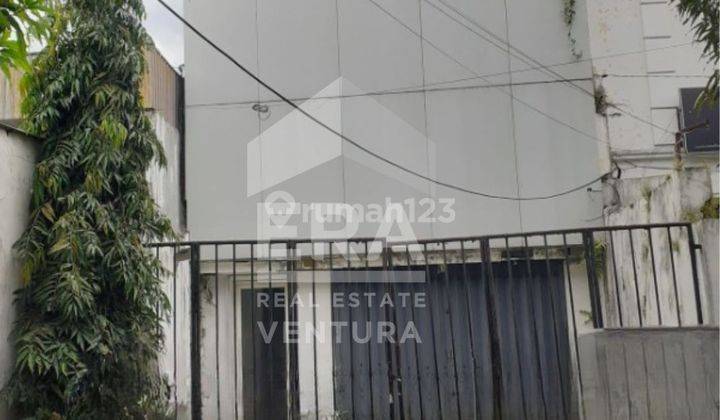 Ruko Di Jalan Poros Malang Surabaya, Cocok Untuk Kantor Bank 2