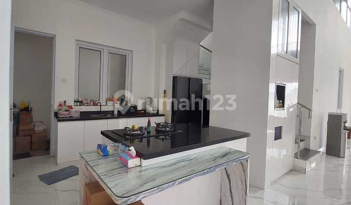 Dijual Rumah Nyaman Siap Huni View Danau Kota Baru Parahyangan Banding Kota 2