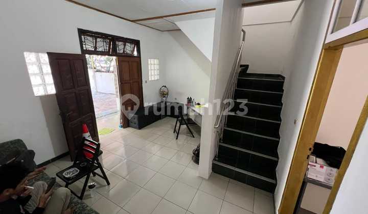 Disewakan Ruko atau Ruang Usaha di Kancra Burangrang Bandung Kota Disewakan Ruko atau Ruang Usaha di Kancra Burangrang Bandung Kota