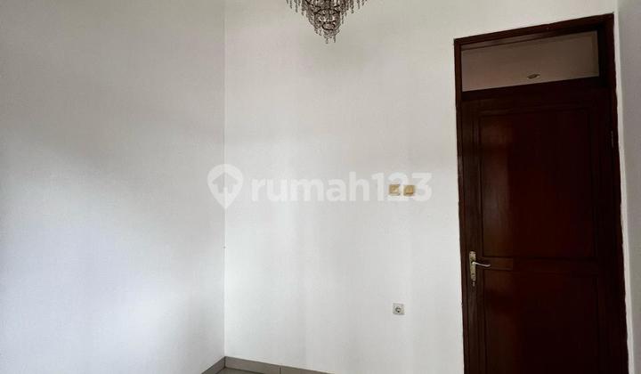 For Sale Ready-to-Occupy House in Taman Sakura Housing, Soekarno Hatta, Bandung City 2